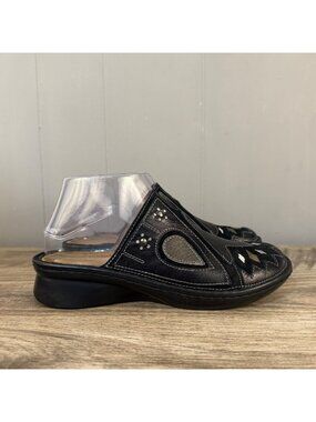 Naot Slip-On Black Leather Embroidered Clogs Slip On Mule Sz 36 - US 5 - 5.5